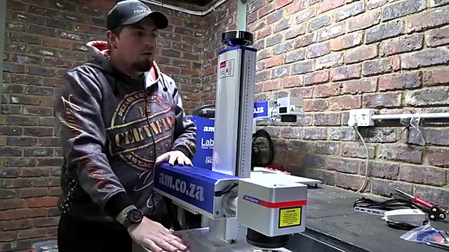 Assembled LabelMark body with am.co.za arm (SKU ask)