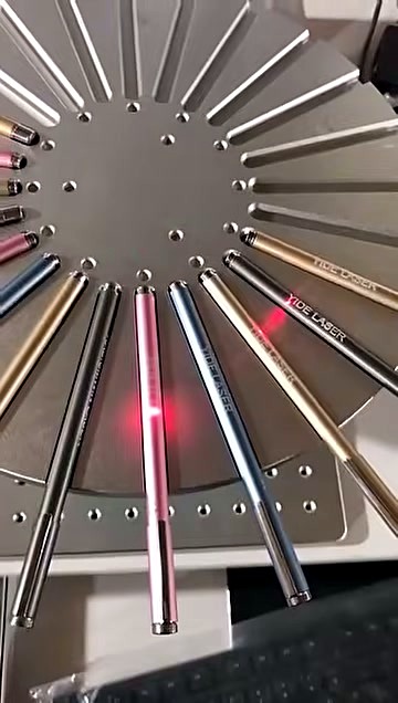 LabelMark-family: pens on rotary jig; red mark light (SKU ask)
