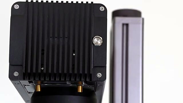 Black heatsink scan-head on Z column (SKU ask)