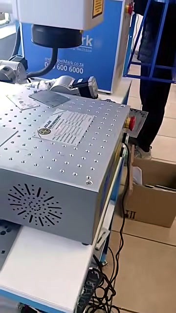 Galvo + breadboard table + LabelMark.co.za banner + rotary bg (SKU ask)