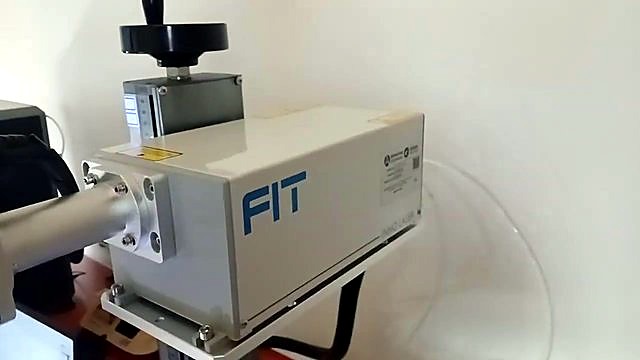 White marking head + Z handwheel on column (SKU ask)