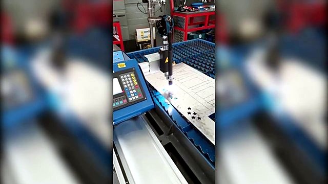 Blue portable plasma gantry cutting stars wide (SKU ask)
