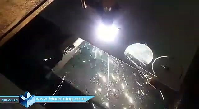 Torch sparks through slat bed mid circles (SKU ask)