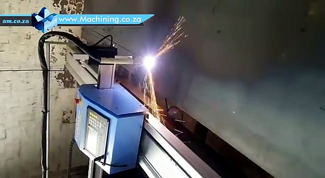 Plasma mid-cut orange spark shower (SKU ask)