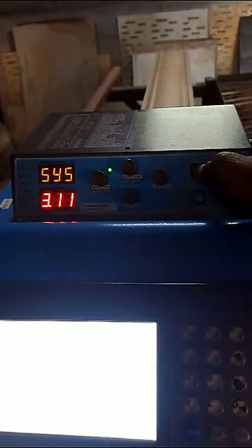 MetalWise THC dual-LED box + knobs on blue pendant (SKU ask)