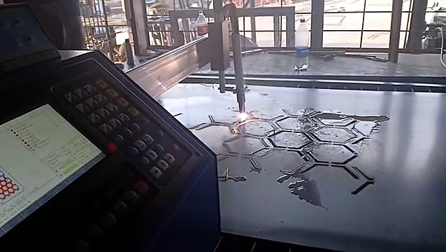 MetalWise controller + plasma torch cutting hex pattern in sheet (SKU ask)