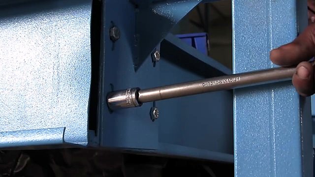Corner bolt-up socket wrench detail (SKU ask)