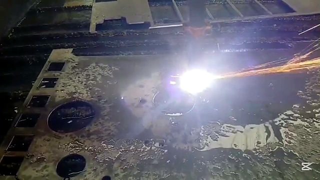 Plasma arc + spark spray mid flange cut on wet slats (SKU ask)