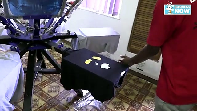 Multicolour tee on platen densify (SKU ask)
