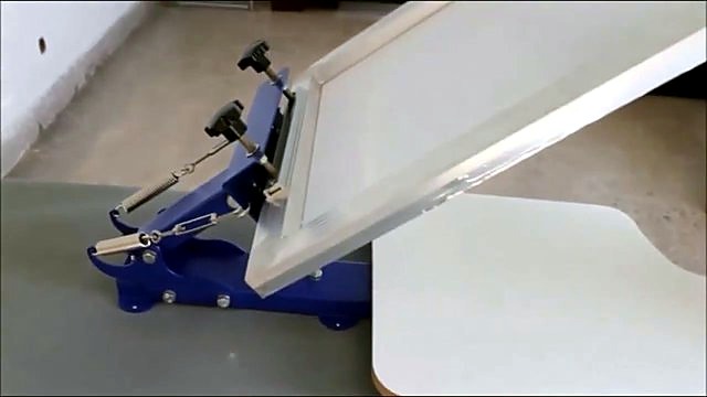 Screen raised held by dual springs (SKU ask)