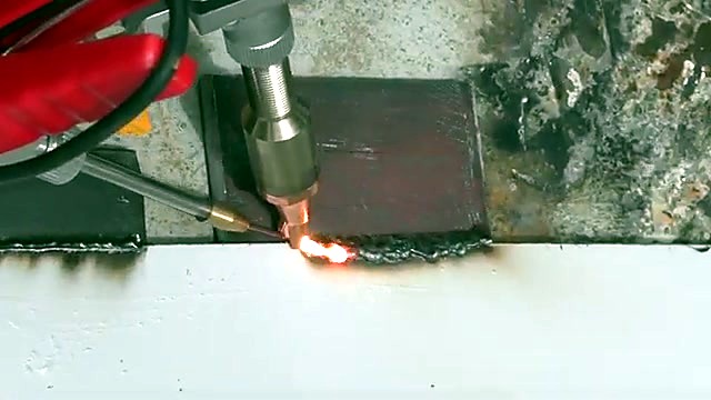 Wire feeder into weld pool close (SKU ask)