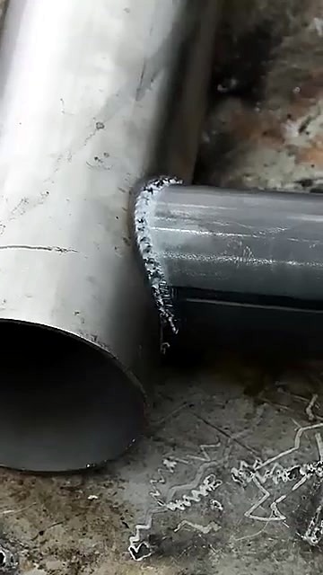 T-joint weld bead on metal tubes (SKU ask)