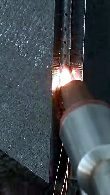 Edge weld sparks on steel plate (SKU ask)