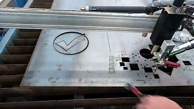Metal sheet checkmark/circle cut result on bed (SKU ask)