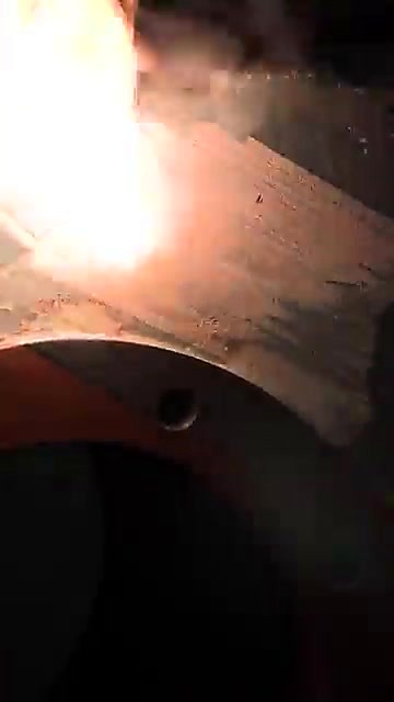 Close white scan + vapor plume cleaning path (SKU ask)