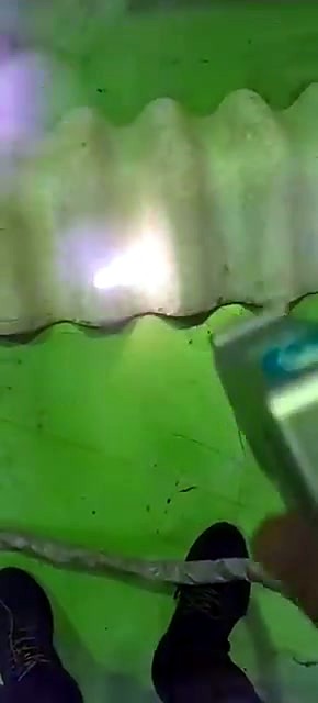 Handheld clean head on corrugated sheet (SKU ask)