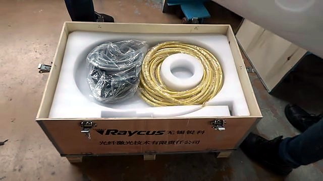 Raycus source crate + yellow fibre coil (SKU ask)