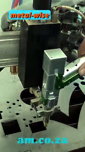 MetalWise CNC laser head over cut plate (SKU ask)
