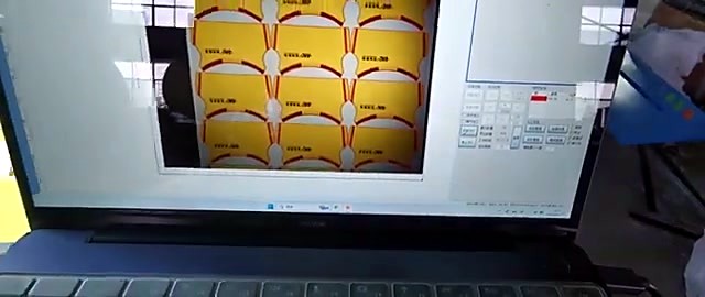 Laptop cut-layout beside Cyclops control (SKU ask)