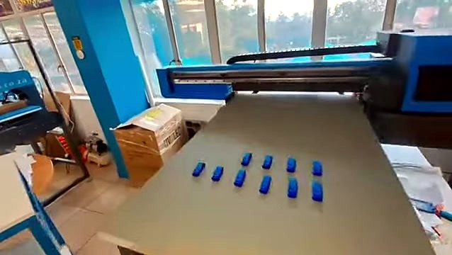 FlatPRINT carriage over vacuum bed object row (SKU ask)