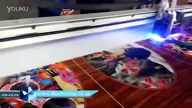 Woodgrain sheet oval graphics + UV carriage (SKU ask)