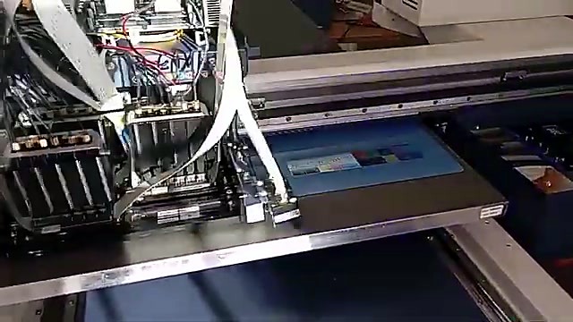 Gantry carriage over blue plastic sheet (SKU ask)