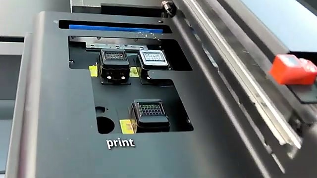 Dual printhead carriage looking into housing (SKU ask)