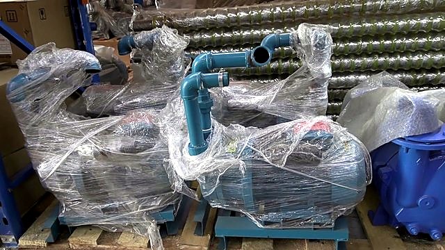 Blue liquid-ring pumps in protective plastic (SKU ask)