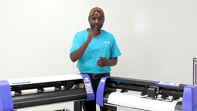 Dual AM.CO.ZA vinyl cutters side-by-side width compare (SKU ask)