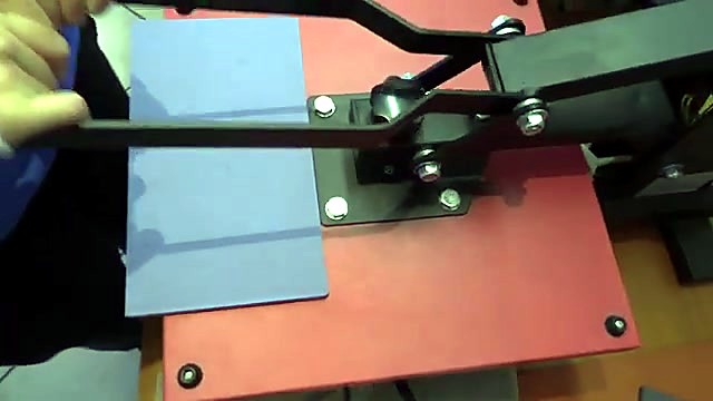 Red clamshell heat press on mask (SKU ask)