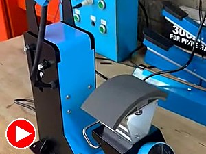 Curved cap press open