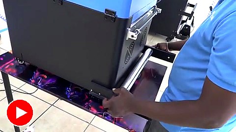 300 mm shaker unit beside the printer